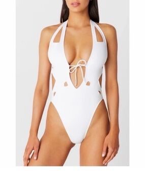 NEW GIGI C Charlie Halter One-Piece Swimsuit White Size: Medium
